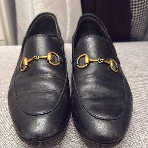 Gucci Black Leather Loafers with Gold Hardware